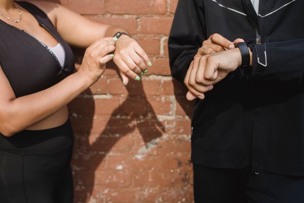 fitness tracker without subscription
